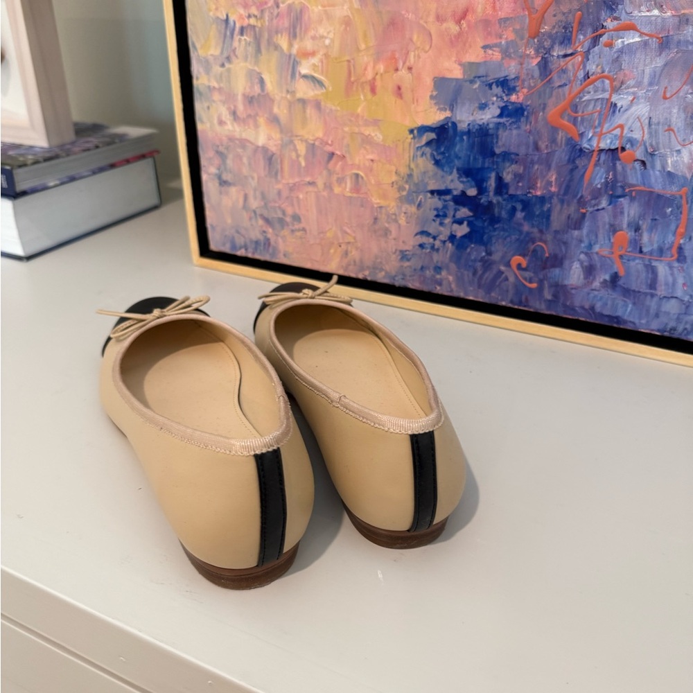 Marc Fisher Cream and Black Ballet Flats with Bow Detail - Picture 2 of 3